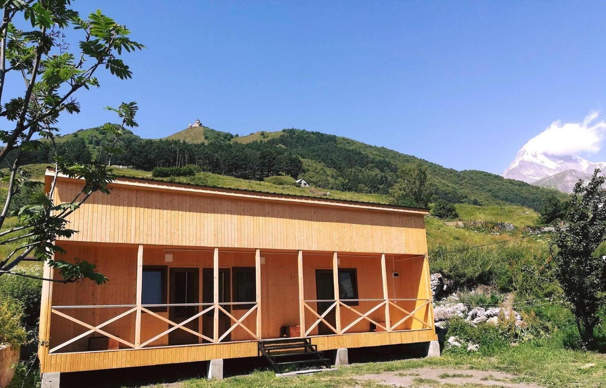 Family Hostel Nika Kazbegi Exterior foto